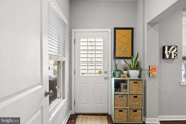 3865 MANAYUNK AVE, Philadelphia, PA 19128