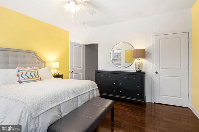 3865 MANAYUNK AVE, Philadelphia, PA 19128