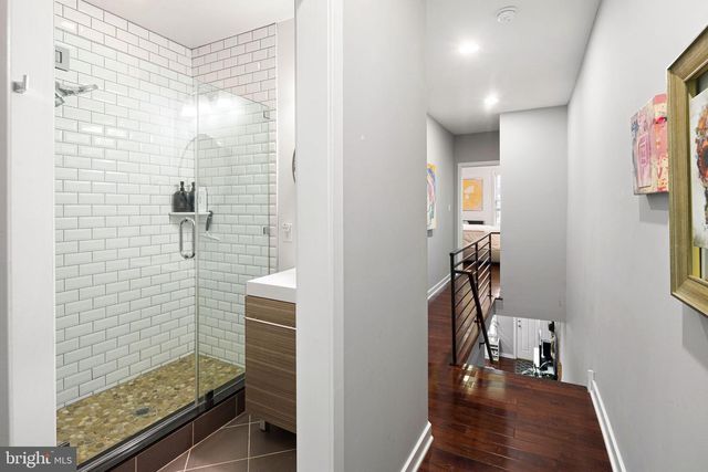 3865 MANAYUNK AVE, Philadelphia, PA 19128