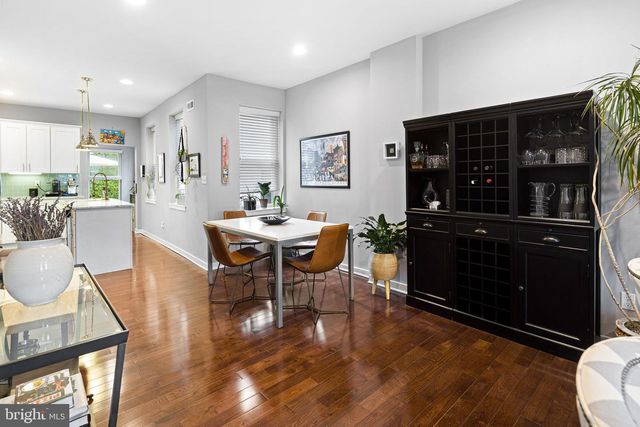3865 MANAYUNK AVE, Philadelphia, PA 19128