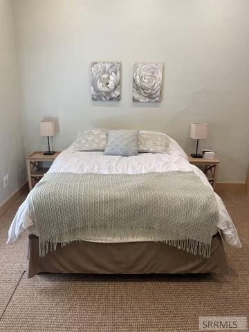 936 E Center Street, Pocatello, ID 83201