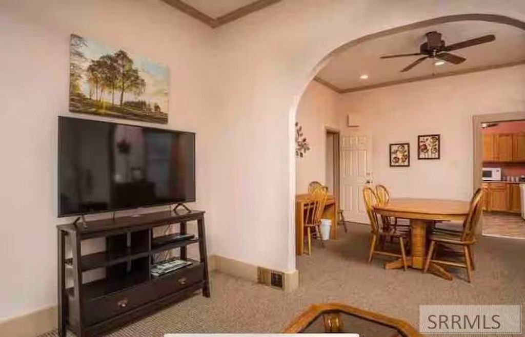 Image 17 of property listing at 936 E Center Street, Pocatello, ID 83201