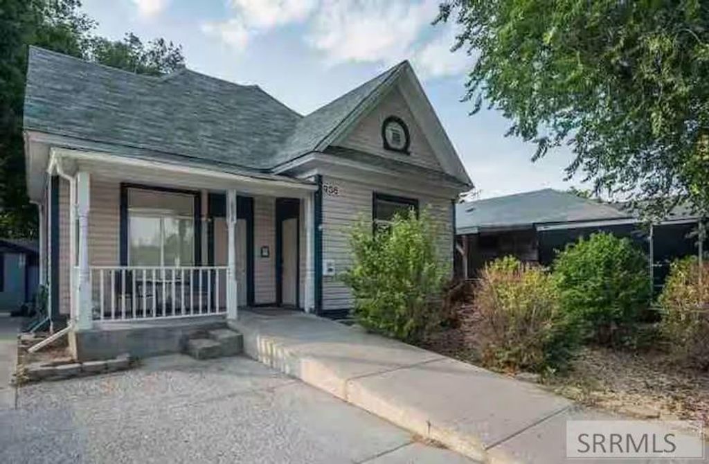 Image 2 of property listing at 936 E Center Street, Pocatello, ID 83201