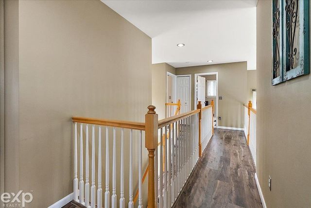 47645 Burlingame Drive, Chesterfield Twp, MI 48047