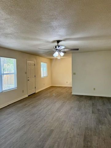 1809 Easton DR, Round Rock, TX 78664