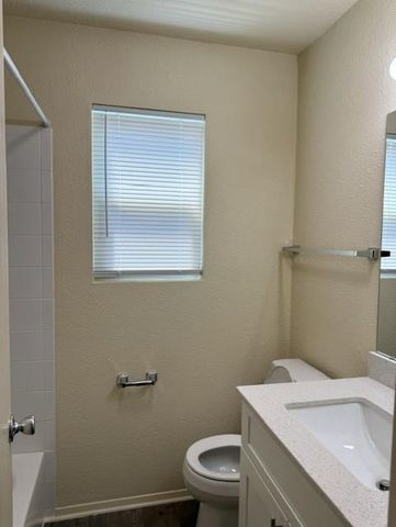 1809 Easton DR, Round Rock, TX 78664