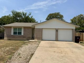 1809 Easton DR, Round Rock, TX 78664