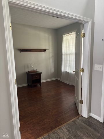 1123 Statesman Drive, Brownsburg, IN 46112