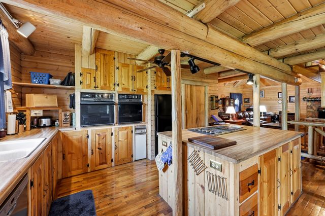 3276 Mundys Landing Road, Versailles, KY 40383