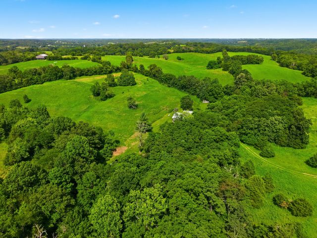 3276 Mundys Landing Road, Versailles, KY 40383