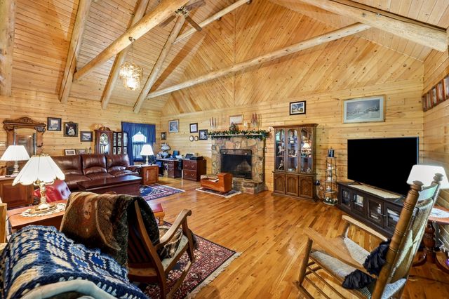 3276 Mundys Landing Road, Versailles, KY 40383