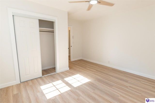 363 S Deepwood Drive, Radcliff, KY 40160