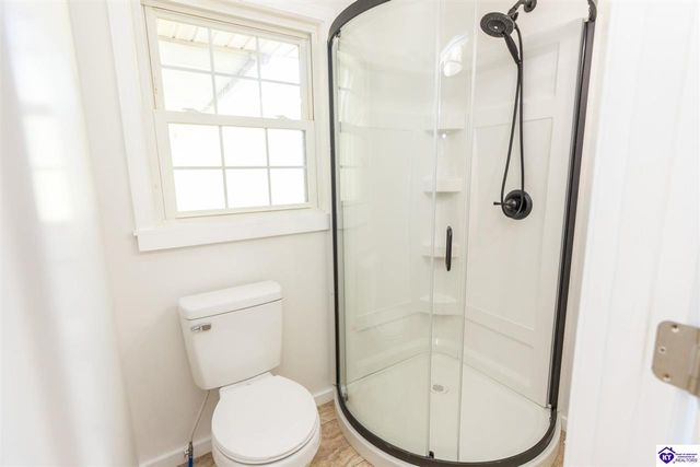363 S Deepwood Drive, Radcliff, KY 40160