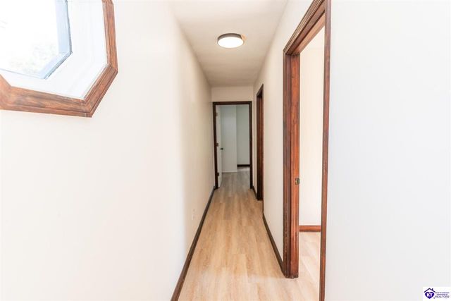 363 S Deepwood Drive, Radcliff, KY 40160