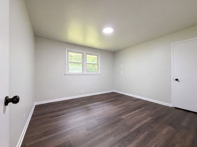 724 Woodmere Dr, Nashville, TN 37217