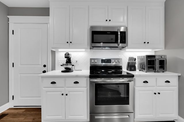 832 Longview Rd, Shelbyville, TN 37160