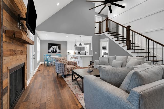 832 Longview Rd, Shelbyville, TN 37160
