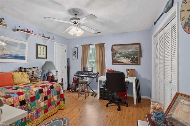 1647 Buckhorn DR, Suffolk, VA 23434