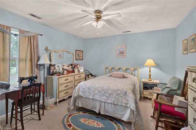 1647 Buckhorn DR, Suffolk, VA 23434