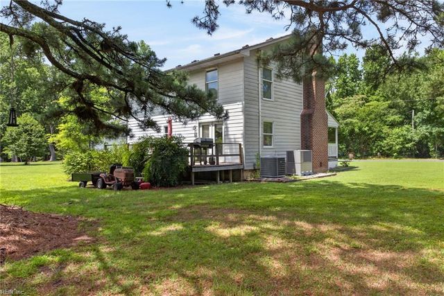 1647 Buckhorn DR, Suffolk, VA 23434