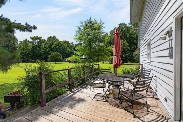 1647 Buckhorn DR, Suffolk, VA 23434