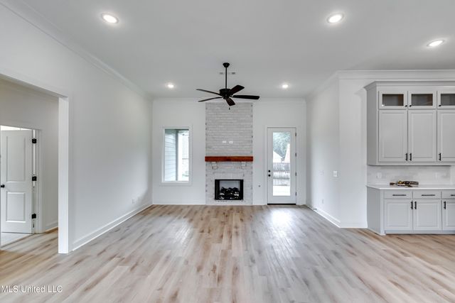 121 Ashby Ridge Drive, Canton, MS 39046