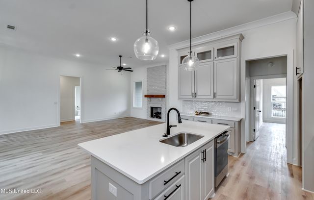 121 Ashby Ridge Drive, Canton, MS 39046
