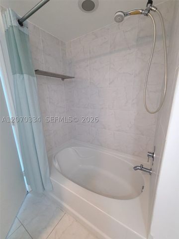 951 BRICKELL AVE 3710, Miami, FL 33131