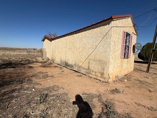 1112 County Road Y, Plainview, TX 79072