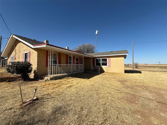 1112 County Road Y, Plainview, TX 79072