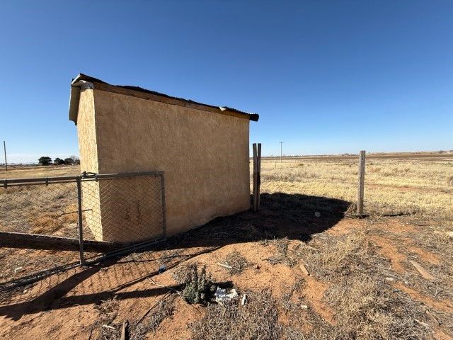 1112 County Road Y, Plainview, TX 79072