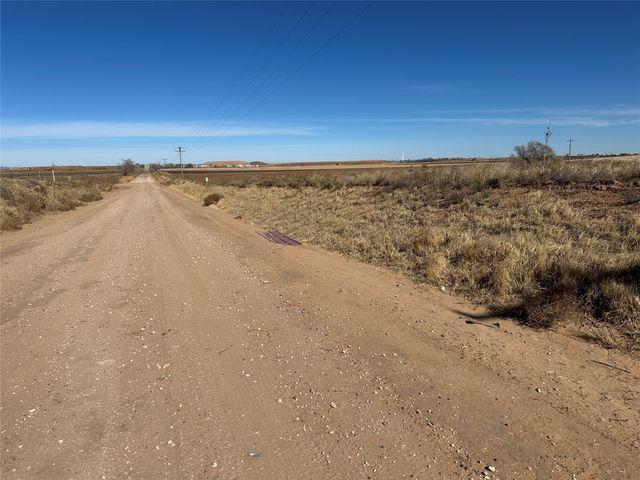 1112 County Road Y, Plainview, TX 79072