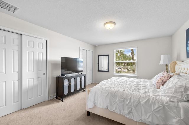 4741 WHITE SANDERLING COURT, Tampa, FL 33619