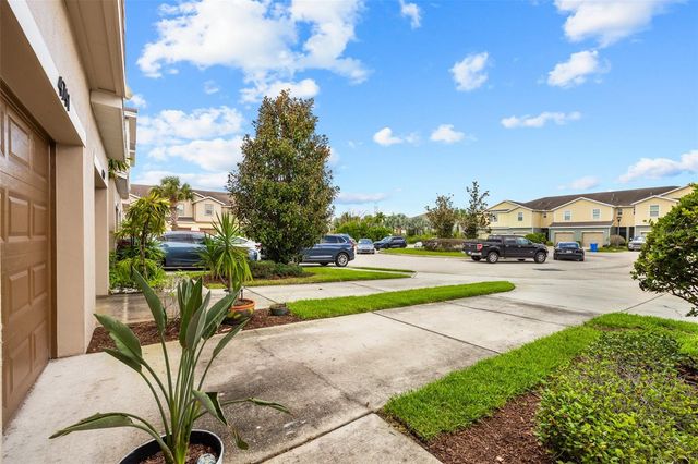 4741 WHITE SANDERLING COURT, Tampa, FL 33619