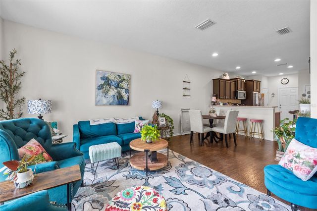4741 WHITE SANDERLING COURT, Tampa, FL 33619