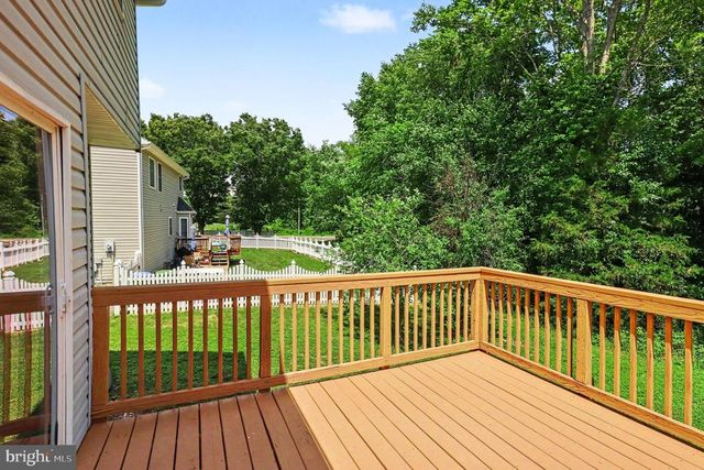 2402 RUFFIN DR, Fredericksburg, VA 22408