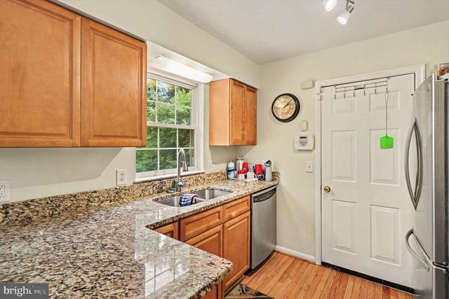 2402 RUFFIN DR, Fredericksburg, VA 22408