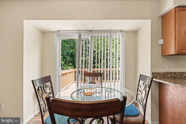 2402 RUFFIN DR, Fredericksburg, VA 22408