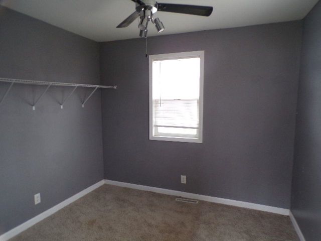 26 Blue Grass Court, Davenport, IA 52802