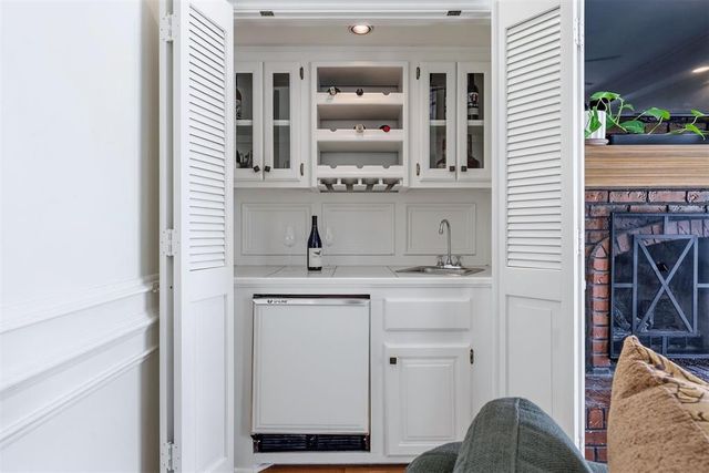 2013 Spirit Wood Lane, Edmond, OK 73025