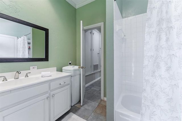 2013 Spirit Wood Lane, Edmond, OK 73025