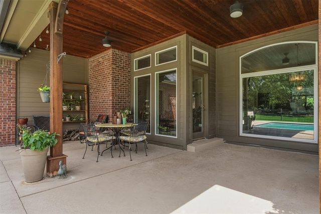 2013 Spirit Wood Lane, Edmond, OK 73025