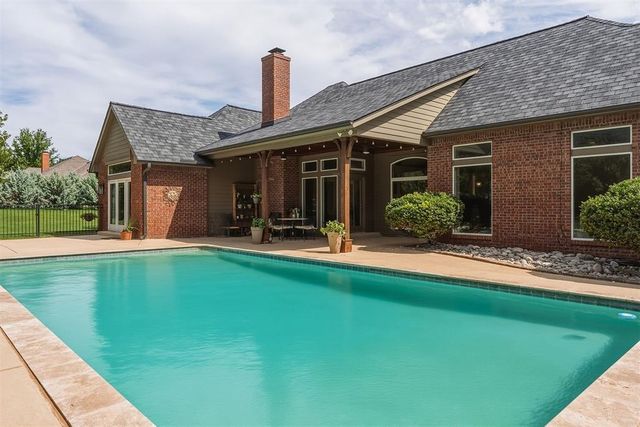 2013 Spirit Wood Lane, Edmond, OK 73025