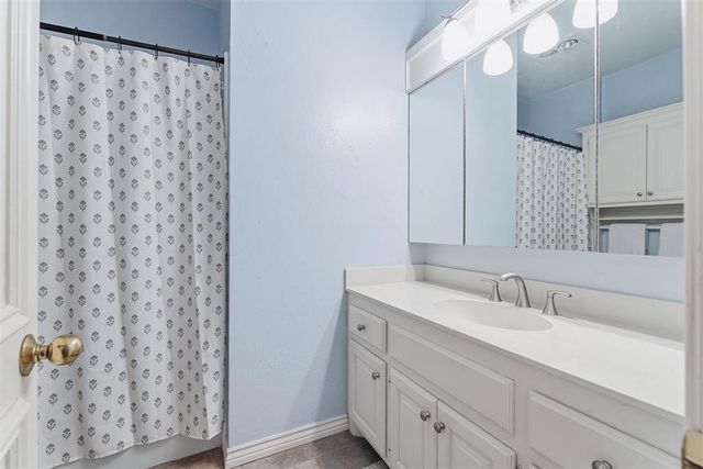 2013 Spirit Wood Lane, Edmond, OK 73025
