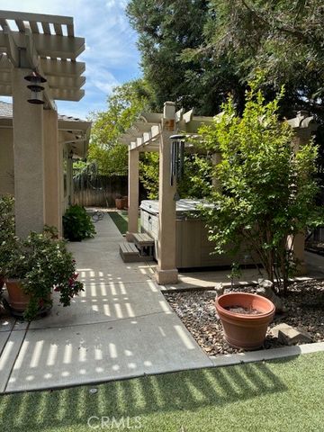 2291 Dayna Way, Merced, CA 95340