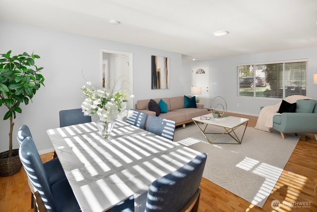 7037 NE 137th Street, Kirkland, WA 98034