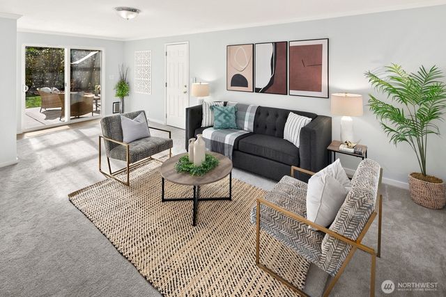 7037 NE 137th Street, Kirkland, WA 98034