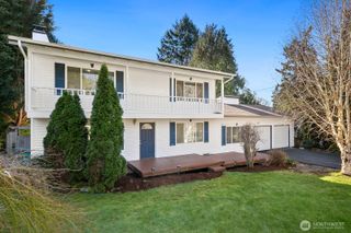 7037 NE 137th Street, Kirkland, WA 98034
