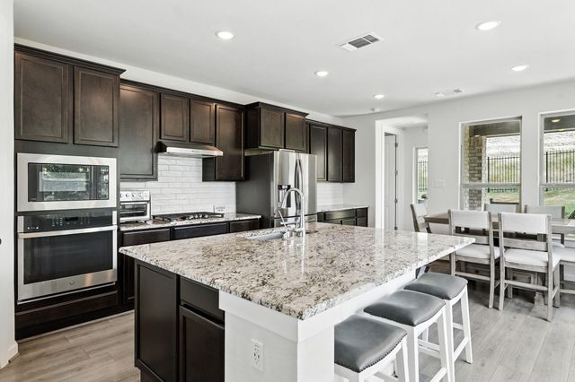 8100 Copper Prairie BND, Lago Vista, TX 78645