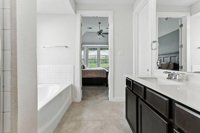 8100 Copper Prairie BND, Lago Vista, TX 78645